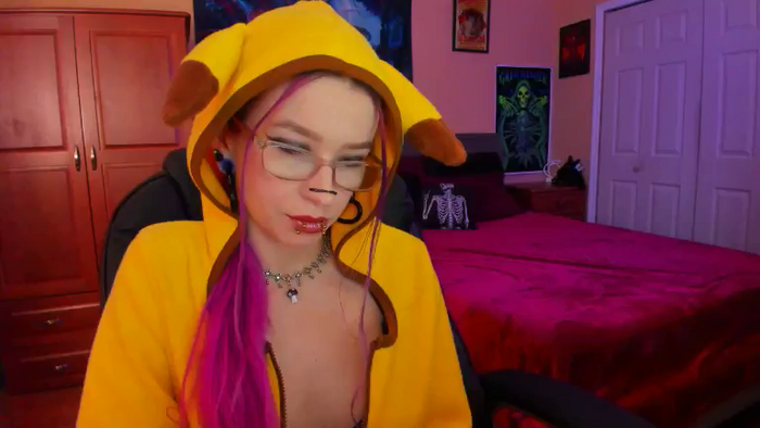 NikkiNorwalk