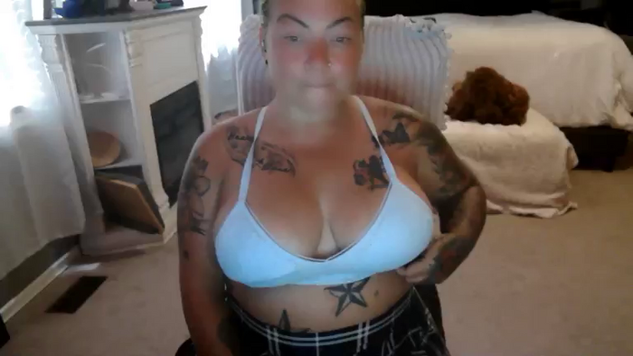 MilfNextDoor26