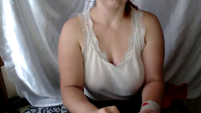 BettyGirlKiss
