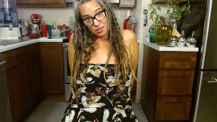 KelliKatt