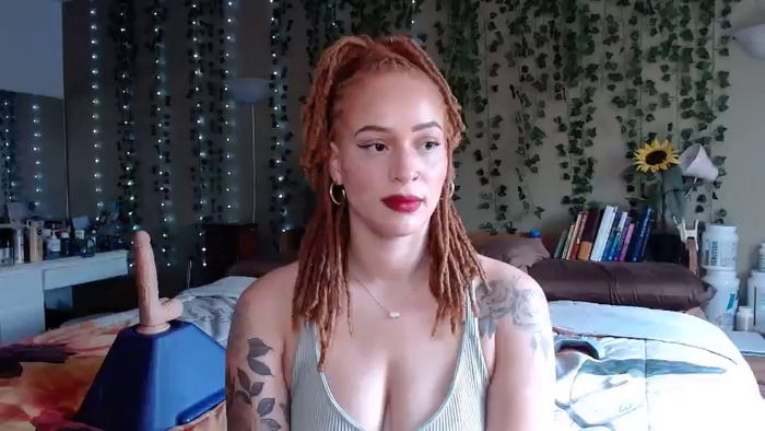 LittleRedBabyyy