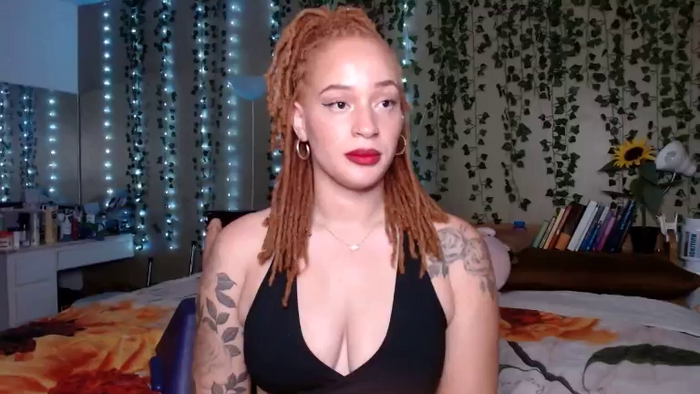 LittleRedBabyyy