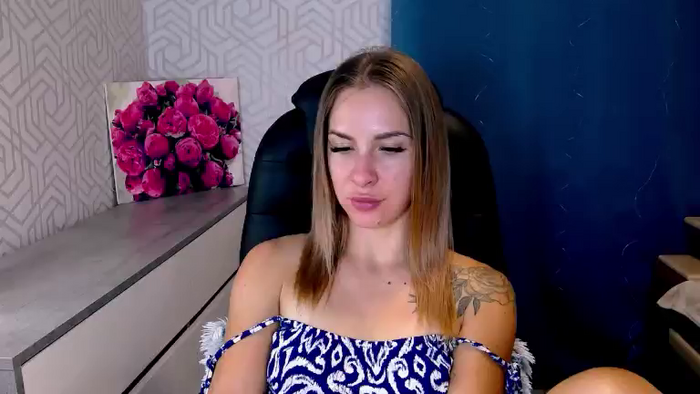 MeganNaughtyy