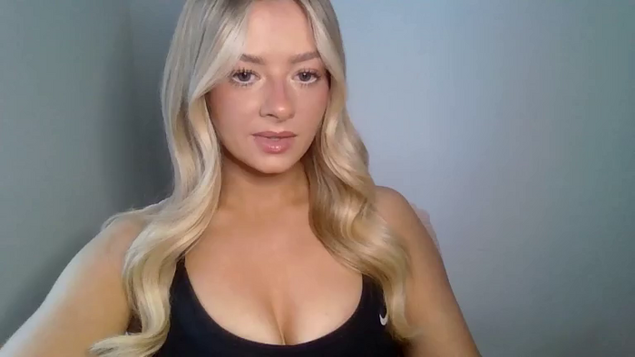 X_Zoey_UK