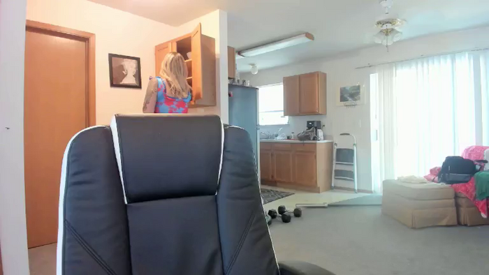 Hottyhousewife18