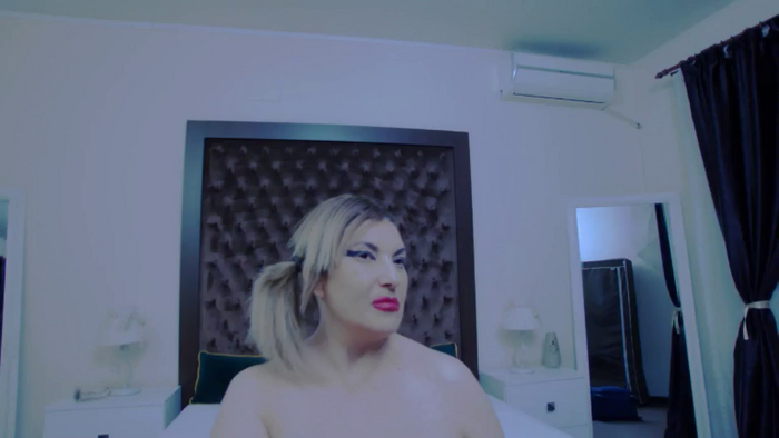 KiraLeila