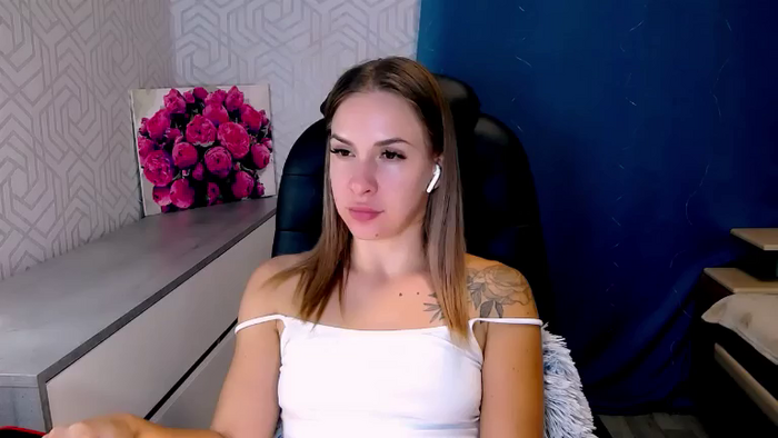 MeganNaughtyy