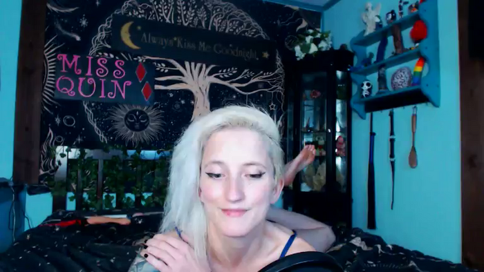 MissQuinCam