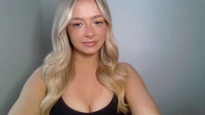 X_Zoey_UK