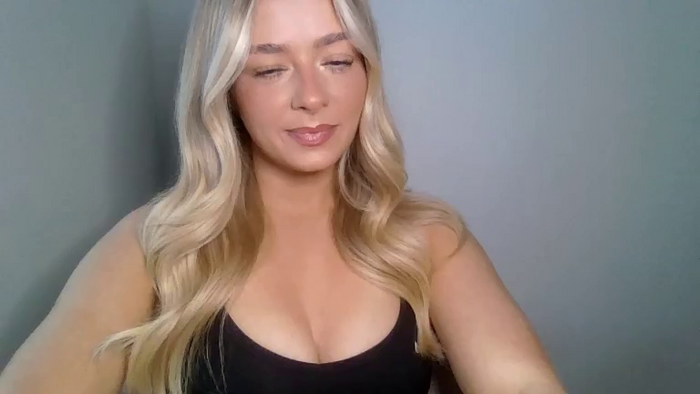 X_Zoey_UK