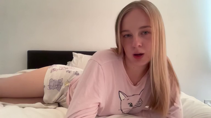 Innocentkatie2208