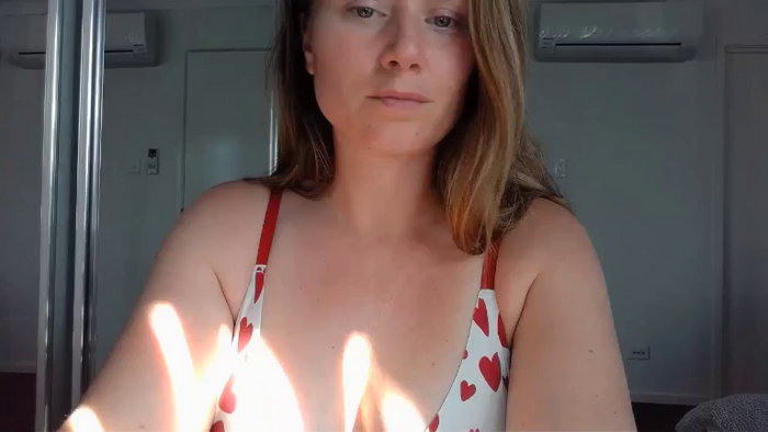 KateDivineUK