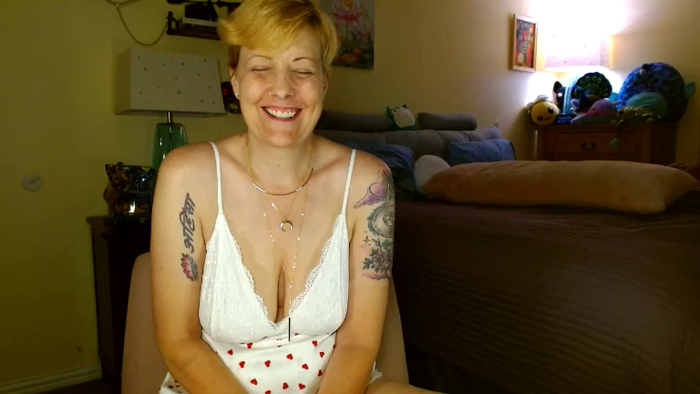 LucySmiles73