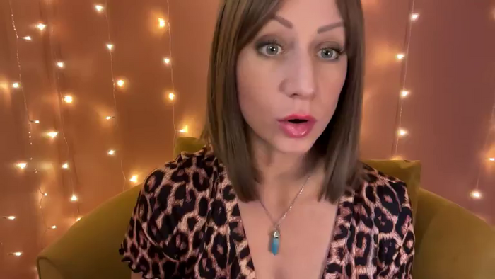 MiaBOOTYQueen