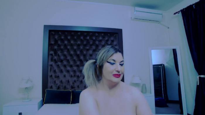 KiraLeila