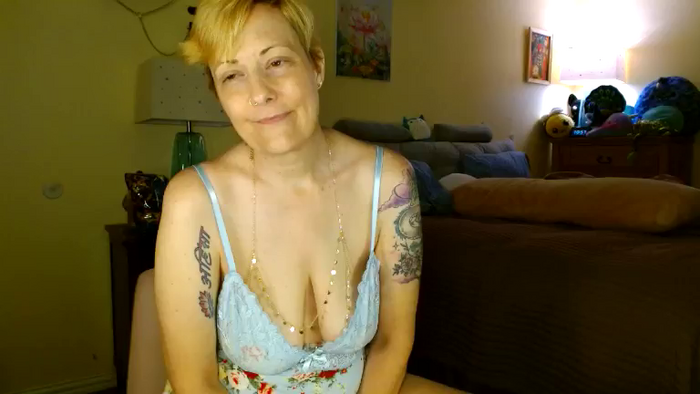 LucySmiles73