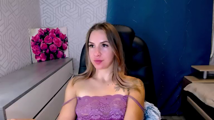 MeganNaughtyy