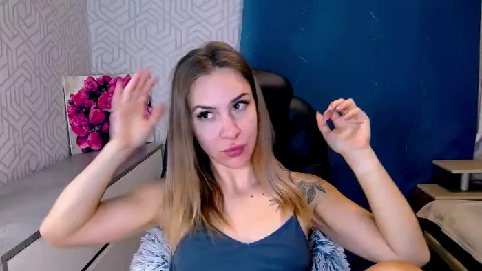 MeganNaughtyy