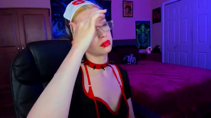 NikkiNorwalk