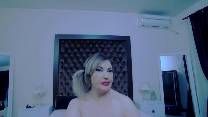 KiraLeila