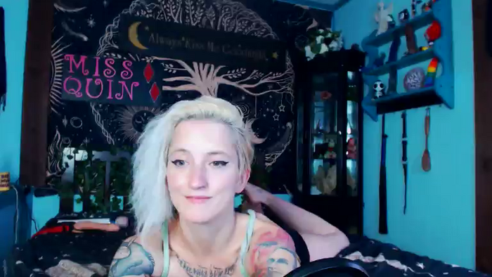MissQuinCam