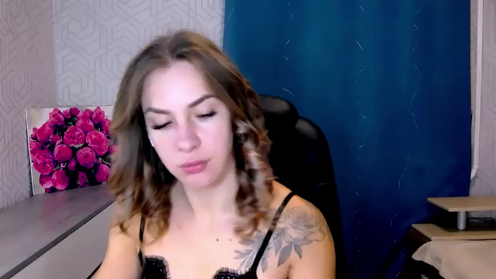 MeganNaughtyy