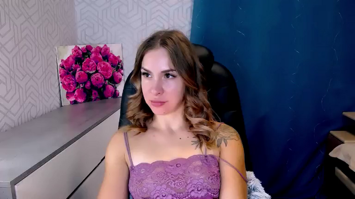 MeganNaughtyy