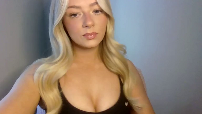X_Zoey_UK