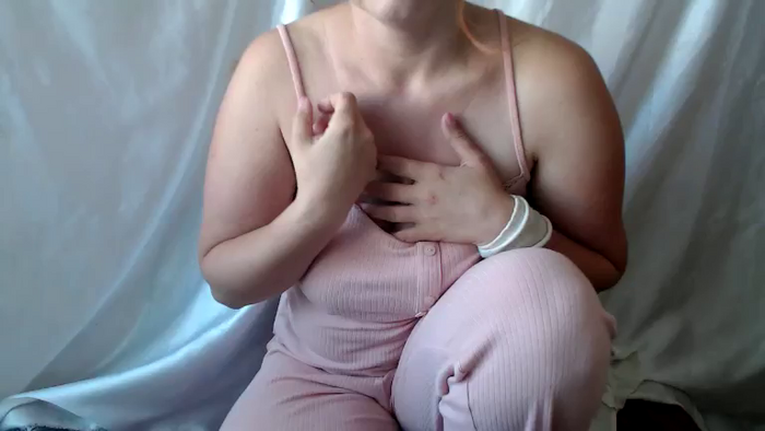 BettyGirlKiss