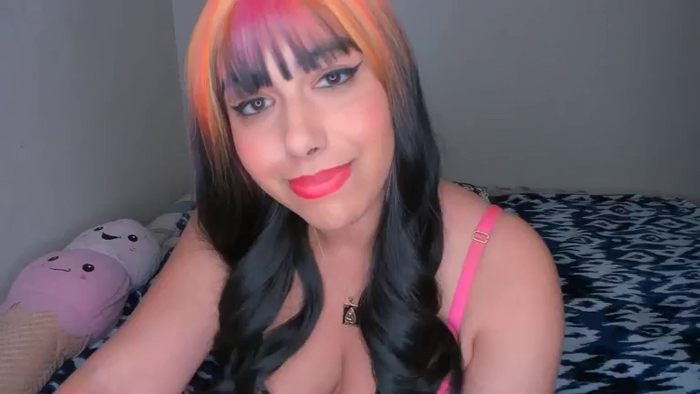 CurvyKisses
