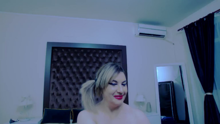 KiraLeila