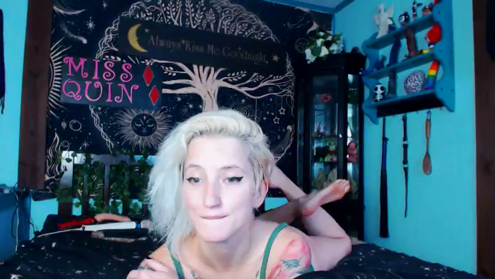 MissQuinCam
