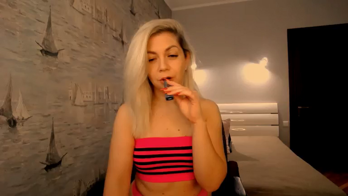 Nichole_Hill
