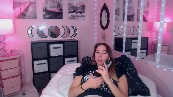 Lacey_Prescott