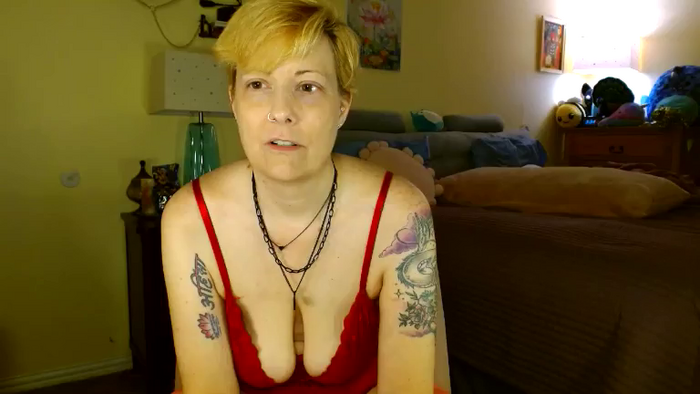 LucySmiles73