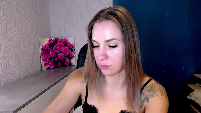 MeganNaughtyy