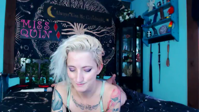 MissQuinCam