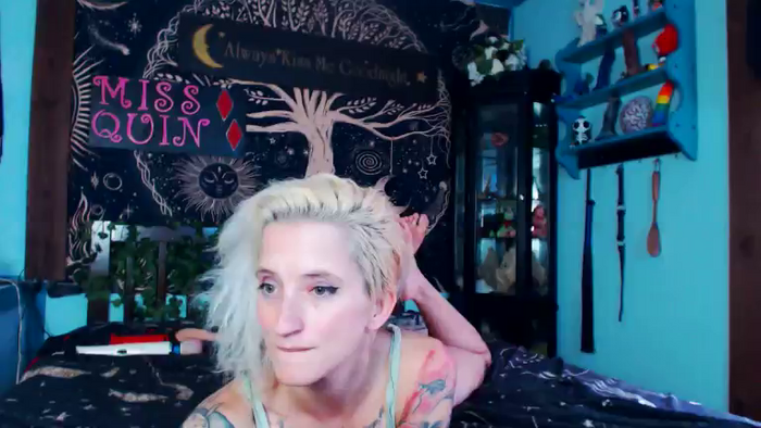 MissQuinCam