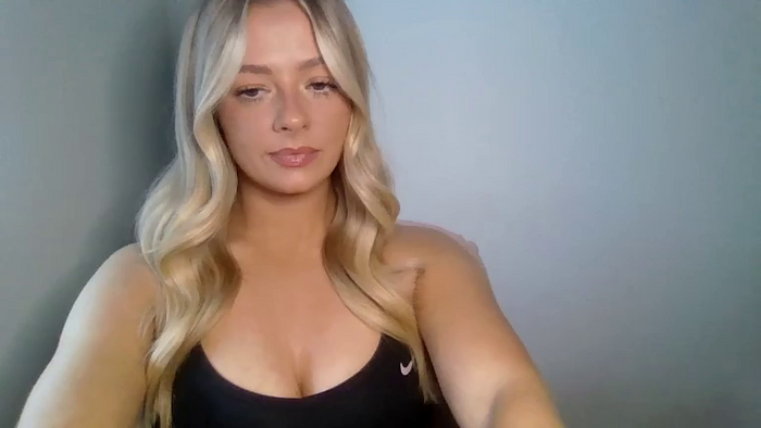 X_Zoey_UK