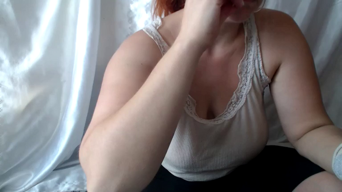 BettyGirlKiss