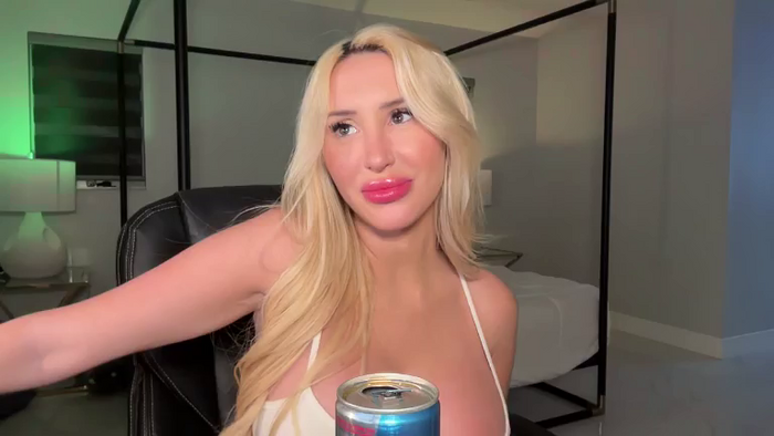 AmandaAndrewsxx