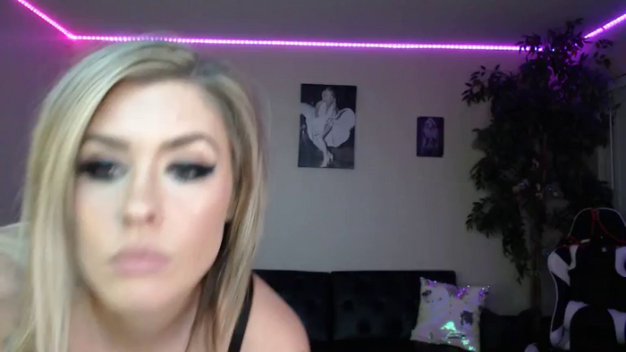 Ellie_Conrad