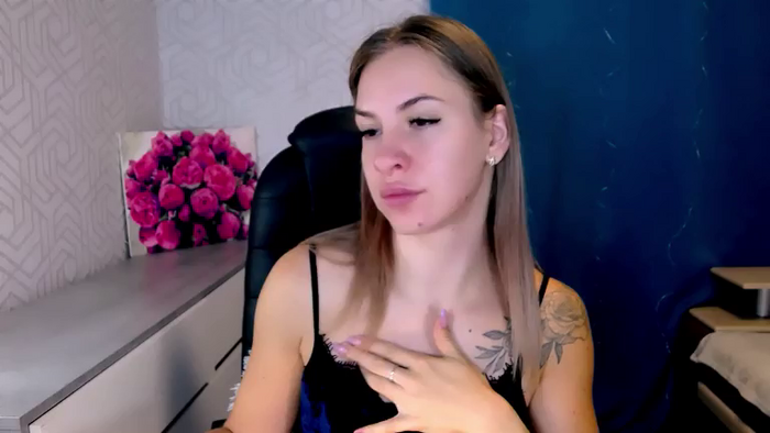 MeganNaughtyy