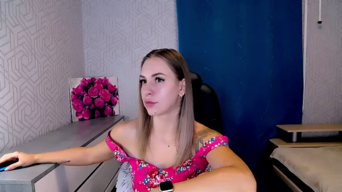 MeganNaughtyy