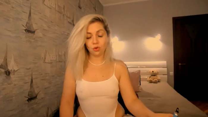 Nichole_Hill