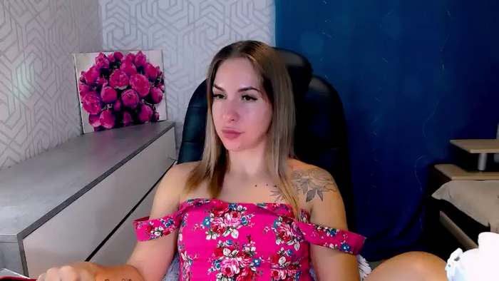 MeganNaughtyy