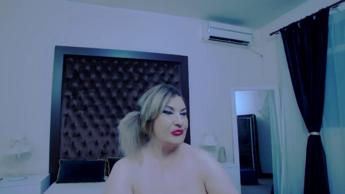 KiraLeila