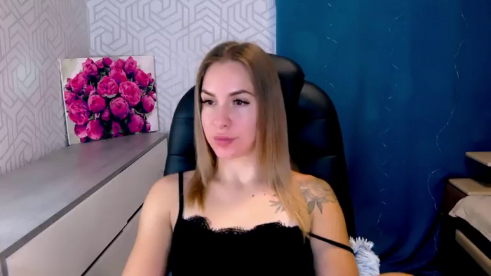MeganNaughtyy