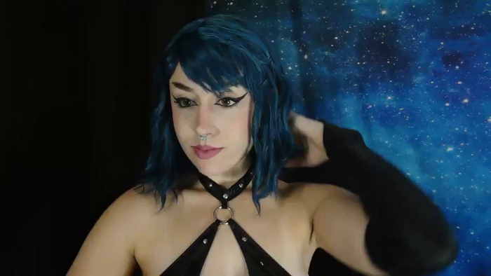 MissVikkiBlue