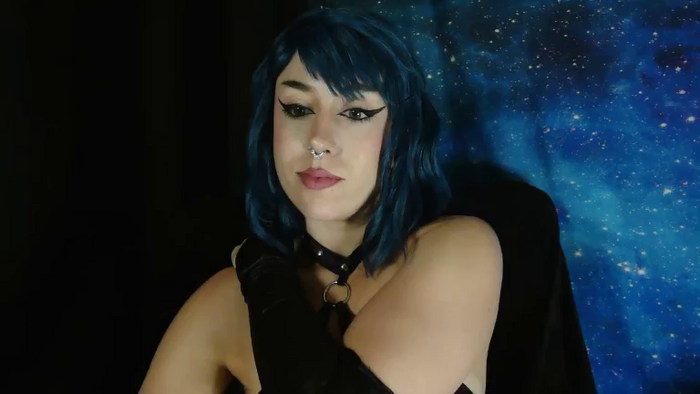 MissVikkiBlue